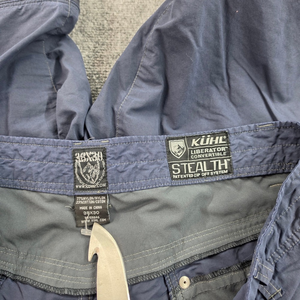 Kuhl Liberator Convertible Stealth Pants Mens 38x30 Navy Blue Hiking Cargo Zip - Picture 4 of 10
